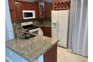 10302 NW 9th St Cir APT 103, Miami, FL 33172, - MLS#A11906022