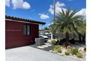 180 Nw 59th Ct Miami, FL 33126 - MLS#A11906103