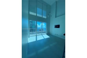 60 Sw 13th St 3606, Miami