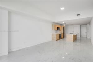 16385 Biscayne Blvd 3202 North Miami Beach, FL 33160 - MLS#A11906230