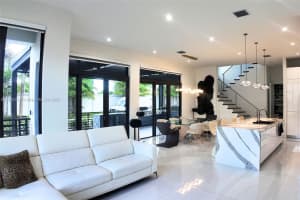 8002 Nw 43rd St Doral, FL 33166 - MLS#A11906304