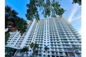 210 174th St 1002 Sunny Isles Beach, FL 33160 - MLS#A11906390