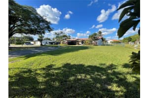 8005 Sw 106 Street Miami, FL 33156 - MLS#A11906423