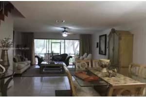 3855 Estepona Ave 10-d-1 Doral, FL 33178 - MLS#A11906434