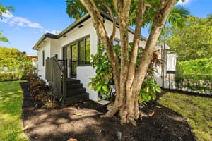 375 Sw 32nd Rd Miami, FL 33129 - MLS#A11906435