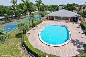 11905 Ne 2nd Ave C402 North Miami, FL 33161 - MLS#A11906448