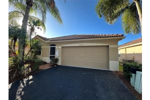 2066 Borealis Way Weston, FL 33327 - MLS#A11906484