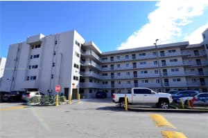 9911 W Okeechobee Rd 1-104 Hialeah Gardens, FL 33016 - MLS#A11906499