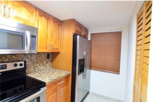 9911 W Okeechobee Rd 1-104 Hialeah Gardens, FL 33016 - MLS#A11906499