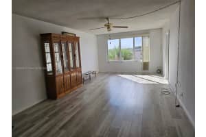 1103 Nw 58th Ter 417 Sunrise, FL 33313 - MLS#A11906509