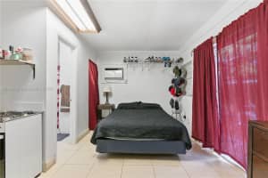 15490 Sw 209th Ave Miami, FL 33187 - MLS#A11906532