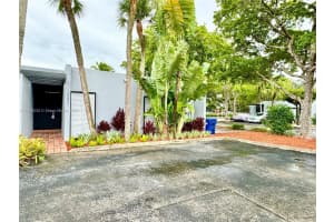 16401 Bridge End Rd, Hialeah, FL 33014, - MLS#A11906535