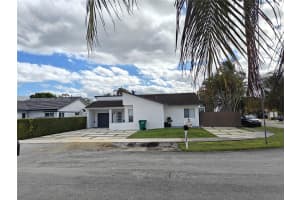 14444 Sw 107th Ter Miami, FL 33186 - MLS#A11906560