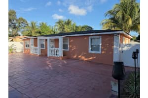 361 Ne 160th Ter Miami, FL 33162 - MLS#A11906603