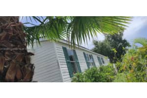 9801 Oaks St Tampa, FL 33635 - MLS#A11906631