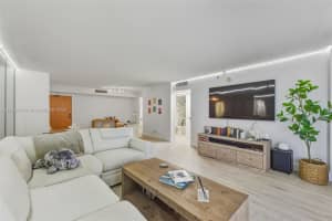 9195 Collins Ave 404 Surfside, FL 33154 - MLS#A11906670