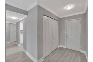 9375 Fontainebleau Blvd APT L305, Miami, FL 33172, - MLS#A11906723