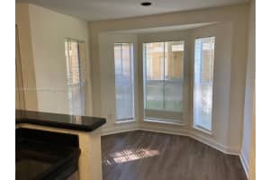 977 Riverside Dr 216, Coral Springs