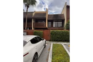 6724 Sw 114th Pl F, Miami