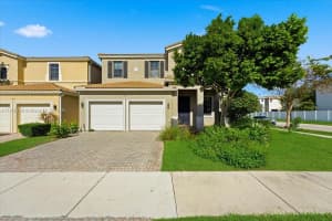 617 Ne 191st St Miami, FL 33179 - MLS#A11906769