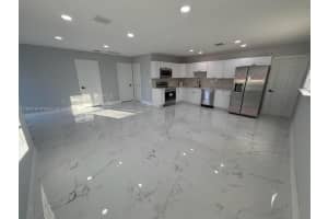 2810 Mayo St Hollywood, FL 33020 - MLS#A11906787