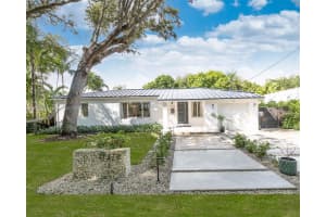 11370 Ne 8th Ave Biscayne Park, FL 33161 - MLS#A11906805