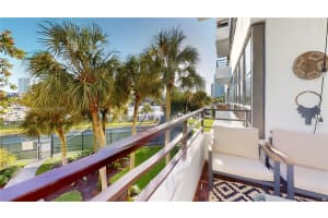 500 Three Islands Blvd L 25 Hallandale Beach, FL 33009 - MLS#A11906830