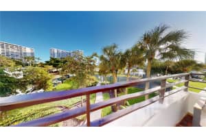 500 Three Islands Blvd L 25 Hallandale Beach, FL 33009 - MLS#A11906830