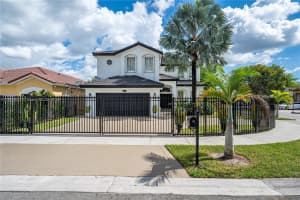 1733 Sw 151st Pl, Miami