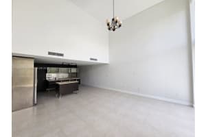 6000 Collins Ave APT 528, Miami Beach, FL 33140, - MLS#A11906842