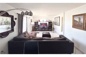 730 Pennsylvania Ave 701 Miami Beach, FL 33139 - MLS#A11906849