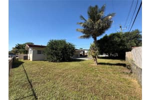 11325 Nw 59th Ct Hialeah, FL 33012 - MLS#A11906856