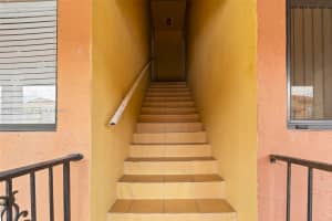 2735 W 61st Pl 204 Hialeah, FL 33016 - MLS#A11906908