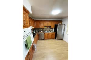 440 Lakeview Dr 102 Weston, FL 33326 - MLS#A11906917