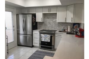 1250 Atlantic Shores Blvd 114 Hallandale Beach, FL 33009 - MLS#A11906931