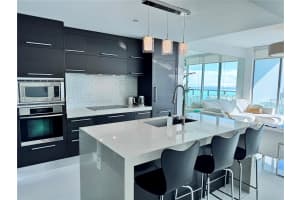 900 Biscayne Bay, 900 Biscayne Blvd APT 5005, Miami, FL 33132, - MLS#A11906977