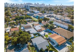 720 Nw 19th Ct Miami, FL 33125 - MLS#A11907069