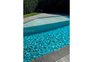 1000 N Shore Dr Miami Beach, FL 33141 - MLS#A11907071