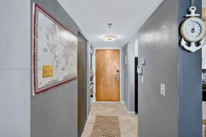 1200 Brickell Bay Dr APT 3914, Miami, FL 33131, - MLS#A11907107