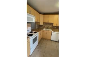 110 Lake Meryl Dr 216 West Palm Beach, FL 33411 - MLS#A11907118