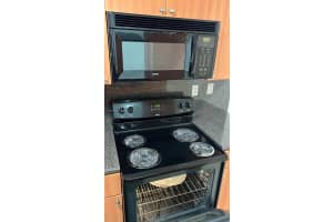 9742 Nw 46th Ter 121 Doral, FL 33178 - MLS#A11907144