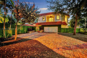 2035 Ne 31st Ave Fort Lauderdale, FL 33305 - MLS#A11907159