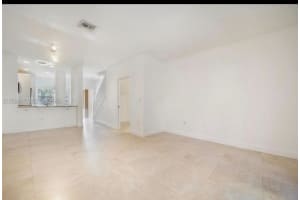 5761 Nw 115th Ct 103 Doral, FL 33178 - MLS#A11907216