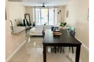 2532 Centergate Dr 102 Miramar, FL 33025 - MLS#A11907276