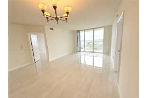 19501 W Country Club Dr 1410, Aventura