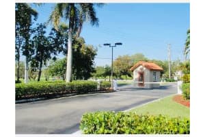 8713 Sw 5th St 103 Pembroke Pines, FL 33025 - MLS#A11907292