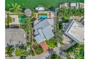 2089 NE 121st Rd, North Miami, FL 33181, - MLS#A11907334