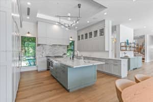 11907 Sw 70th Ave Pinecrest, FL 33156 - MLS#A11907345