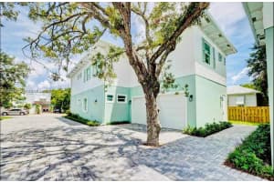 667 Sw Cleveland Ave 3 Stuart, FL 34994 - MLS#A11907374