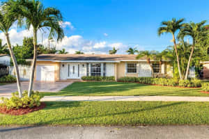 10835 Sw 152nd Ter, Miami